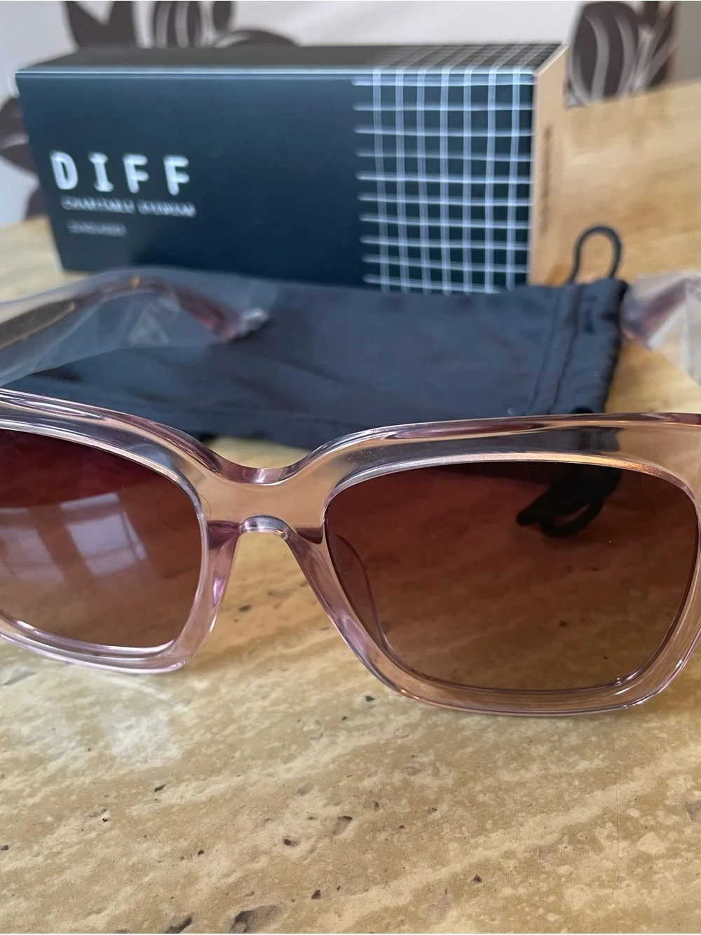 DIFF Eyewear Bella Transparent Pink Square Sunglasses with Tinted Lenses